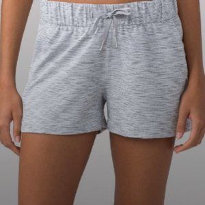 Lululemon On The Fly Short *2.5"